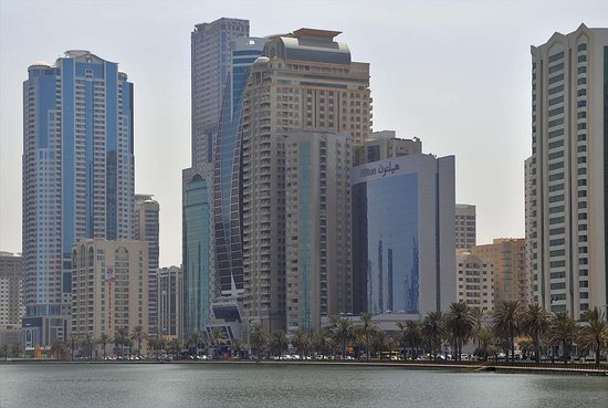https://mdw-travel-data-us-east-1.s3.amazonaws.com/img/country/United-Arab-Emirates/Hilton-Sharjah/img_01.jpg