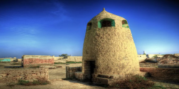 https://mdw-travel-data-us-east-1.s3.amazonaws.com/img/country/United-Arab-Emirates/Jazirat-Al-Hamra/img_02.jpg
