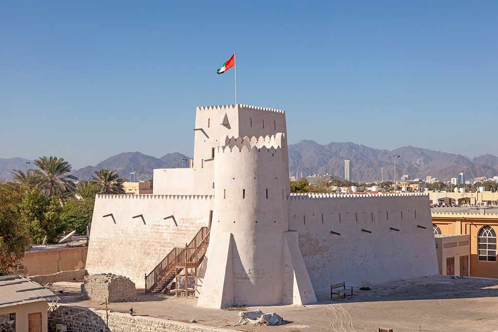 https://mdw-travel-data-us-east-1.s3.amazonaws.com/img/country/United-Arab-Emirates/Kalba-Fort/img_02.jpg