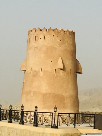 https://mdw-travel-data-us-east-1.s3.amazonaws.com/img/country/United-Arab-Emirates/Khatts-Springs/img_02.jpg