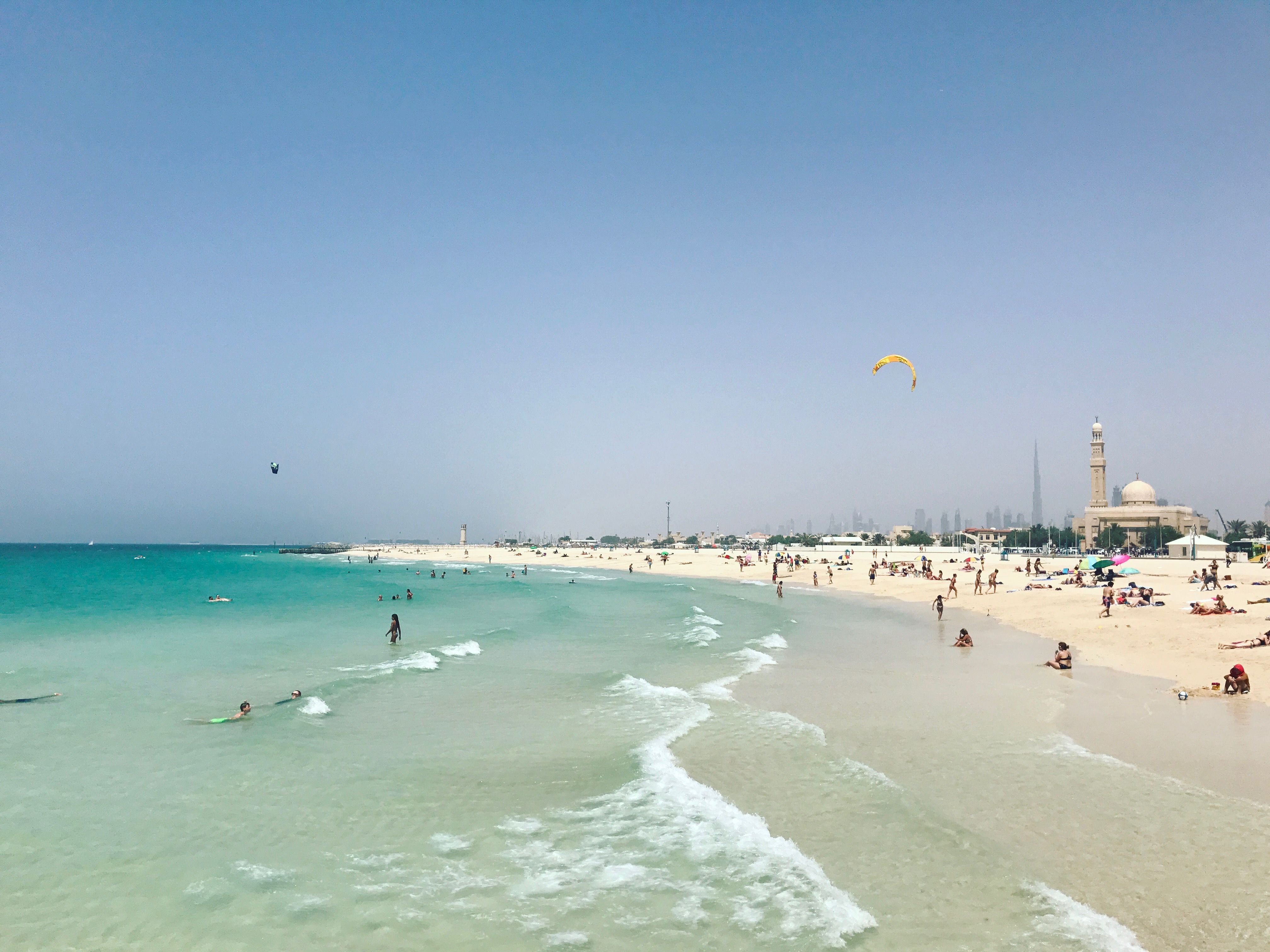 https://mdw-travel-data-us-east-1.s3.amazonaws.com/img/country/United-Arab-Emirates/Kite-Beach/img_03.jpg