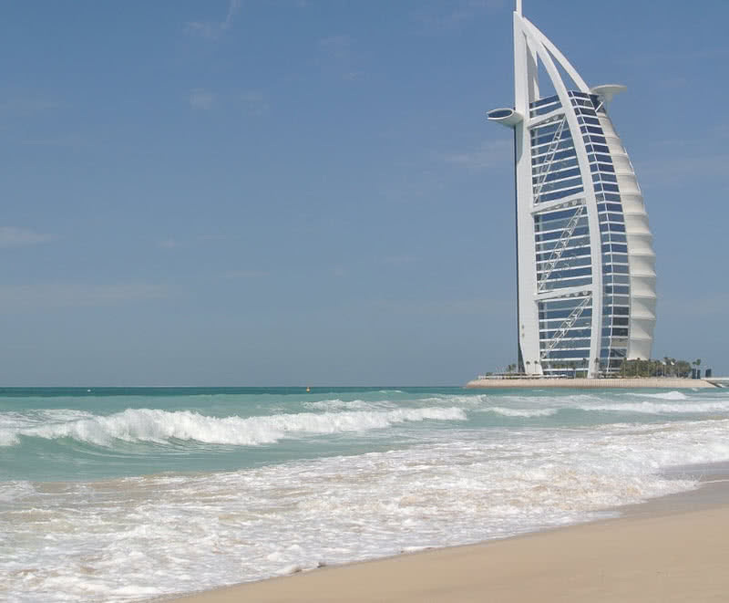 https://mdw-travel-data-us-east-1.s3.amazonaws.com/img/country/United-Arab-Emirates/Ladies-Beach/img_01.jpg
