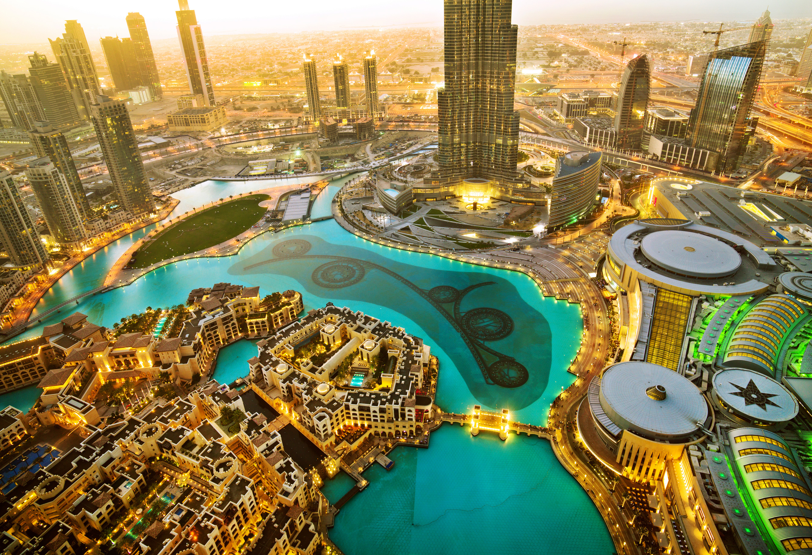 https://mdw-travel-data-us-east-1.s3.amazonaws.com/img/country/United-Arab-Emirates/Mall-of-the-Emirates/img_02.jpg