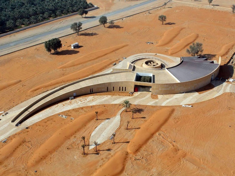 https://mdw-travel-data-us-east-1.s3.amazonaws.com/img/country/United-Arab-Emirates/Mleiha-Archaeological-Centre/img_02.jpg