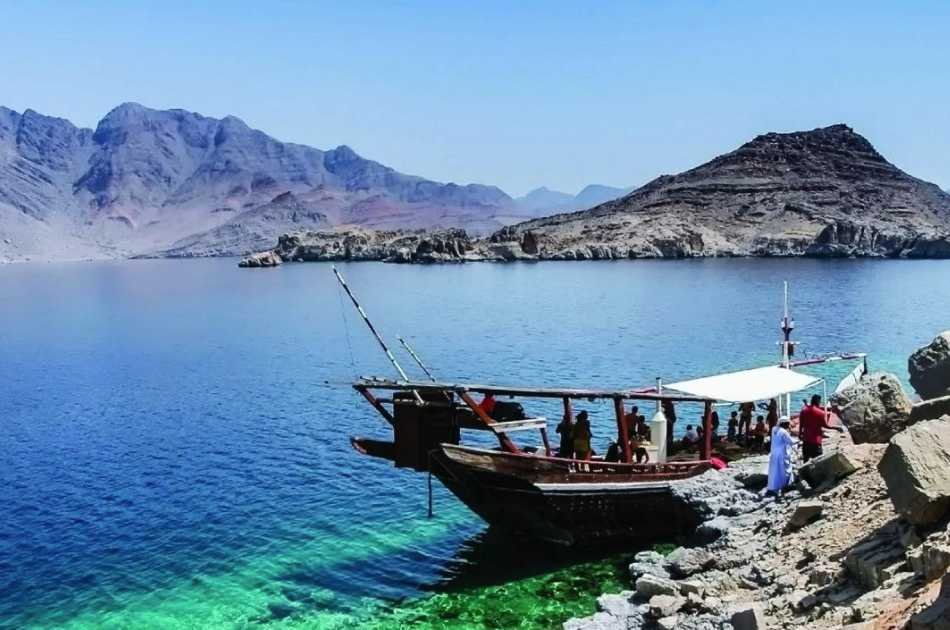 https://mdw-travel-data-us-east-1.s3.amazonaws.com/img/country/United-Arab-Emirates/Mussandam-Beach/img_00.jpg