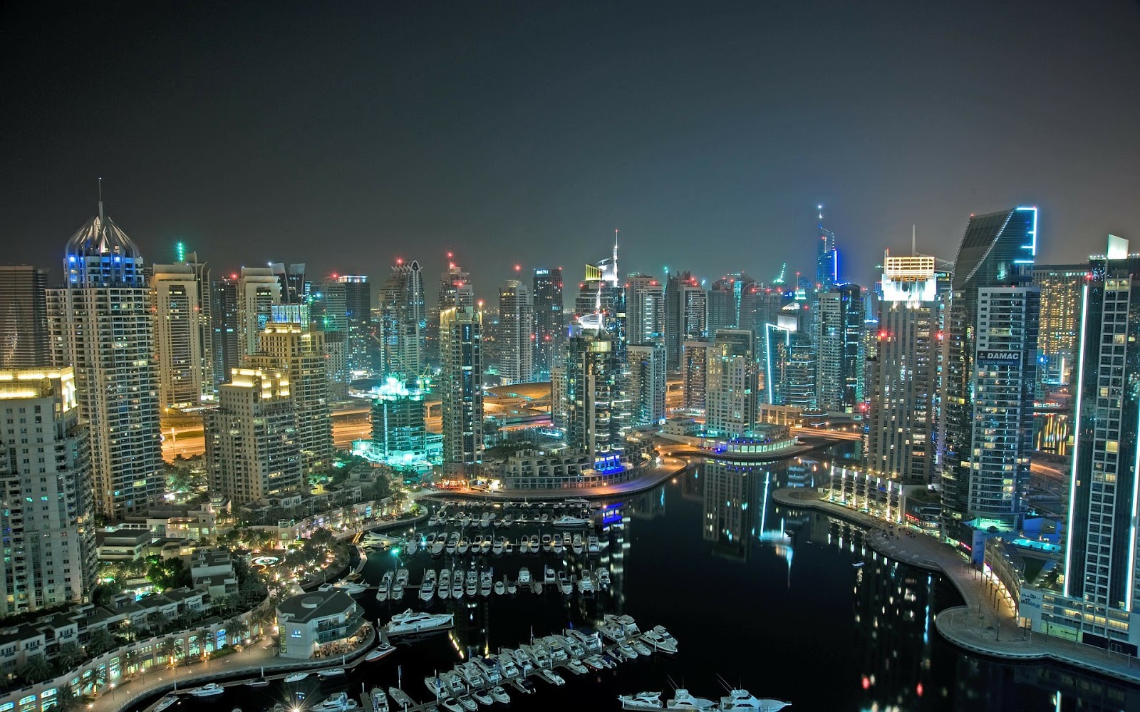 https://mdw-travel-data-us-east-1.s3.amazonaws.com/img/country/United-Arab-Emirates/RAK-Bowl/img_01.jpg