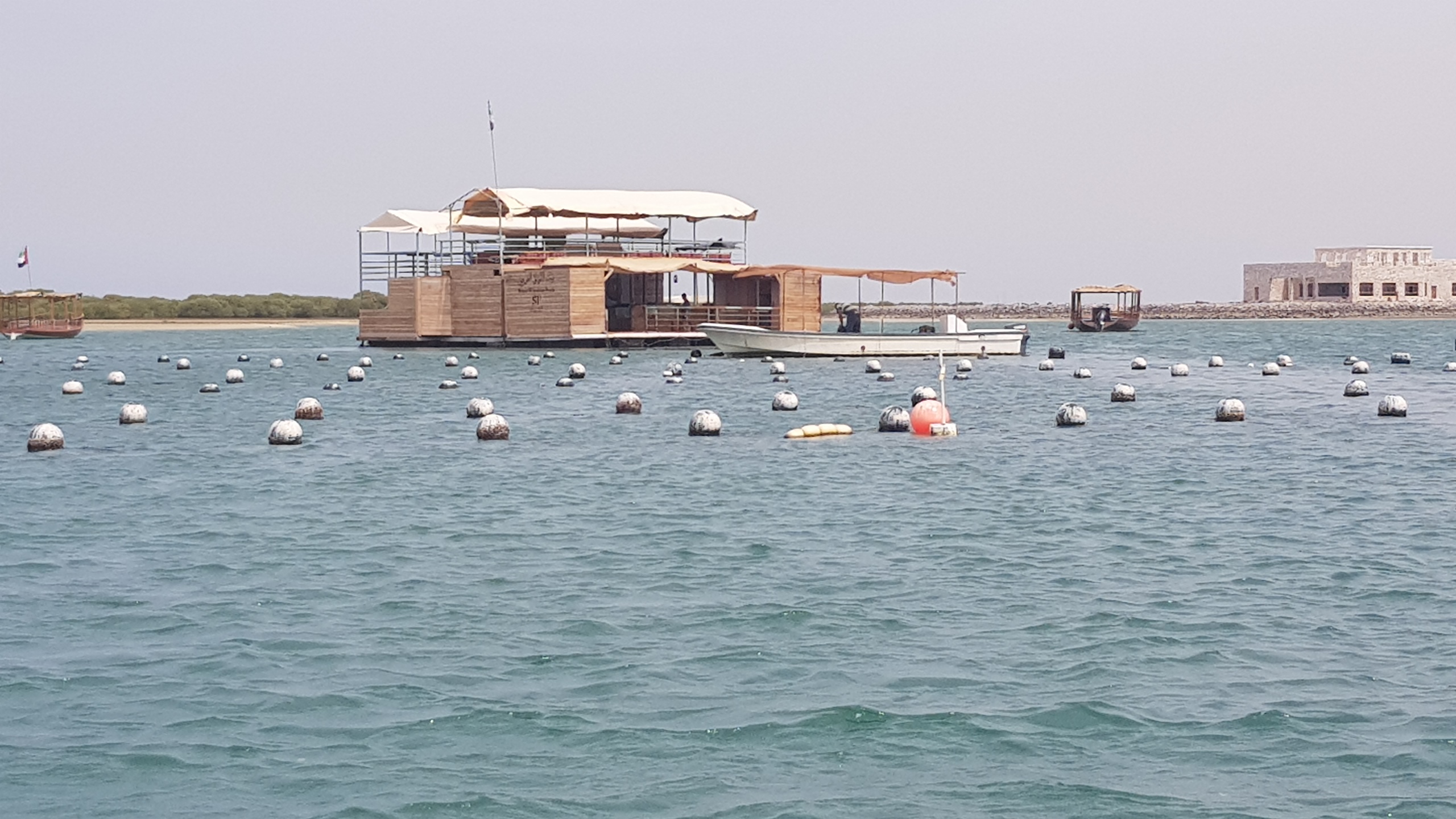 https://mdw-travel-data-us-east-1.s3.amazonaws.com/img/country/United-Arab-Emirates/RAK-Pearl-Farm/img_00.jpg