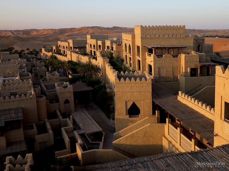 https://mdw-travel-data-us-east-1.s3.amazonaws.com/img/country/United-Arab-Emirates/Rub-al-Khali/img_01.jpg