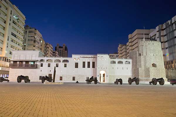 https://mdw-travel-data-us-east-1.s3.amazonaws.com/img/country/United-Arab-Emirates/Sharjah-Fort--Al-Hisn-/img_01.jpg
