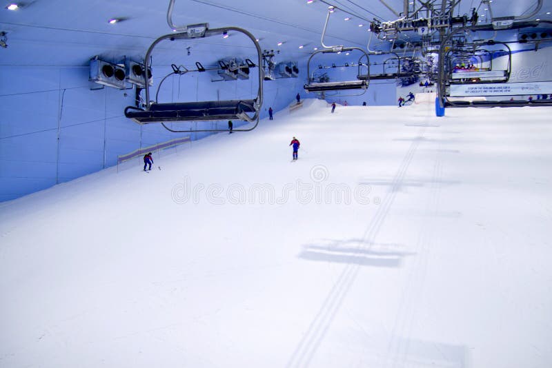 https://mdw-travel-data-us-east-1.s3.amazonaws.com/img/country/United-Arab-Emirates/Ski-Dubai/img_01.jpg