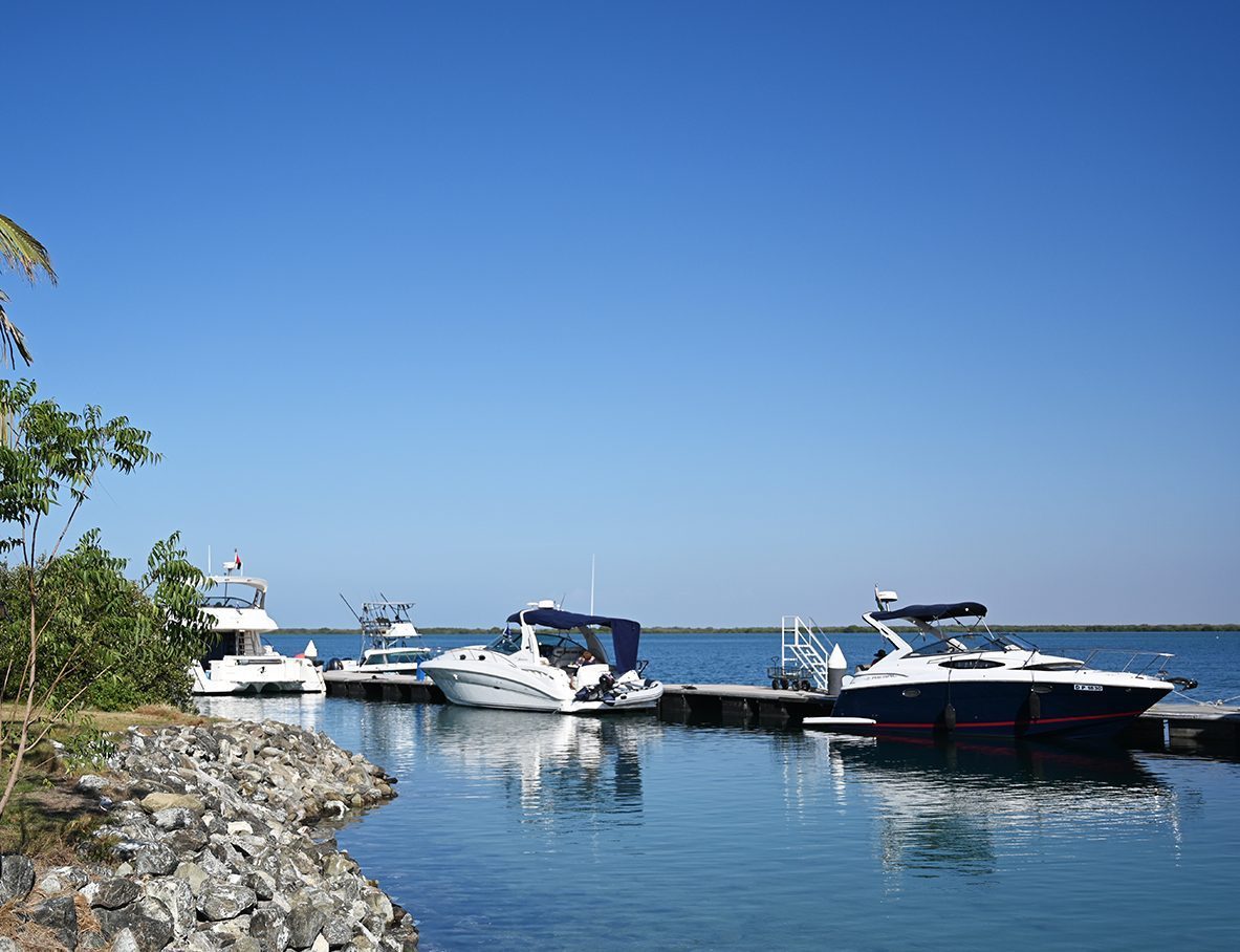 https://mdw-travel-data-us-east-1.s3.amazonaws.com/img/country/United-Arab-Emirates/UAQ-Marine-Club/img_03.jpg