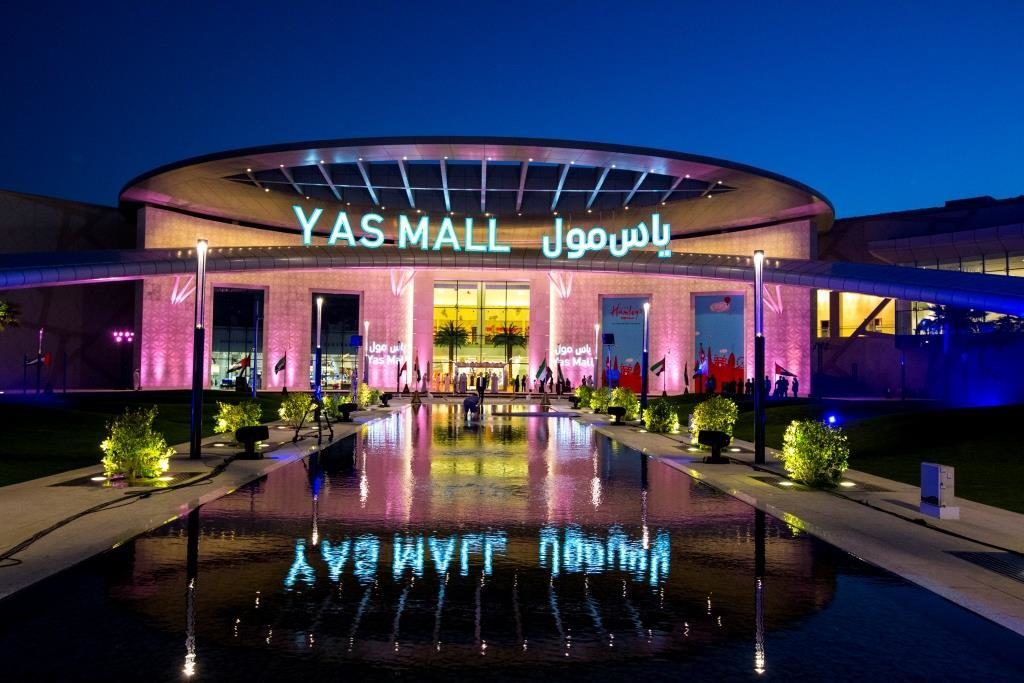 https://mdw-travel-data-us-east-1.s3.amazonaws.com/img/country/United-Arab-Emirates/Yas-Mall/img_00.jpg