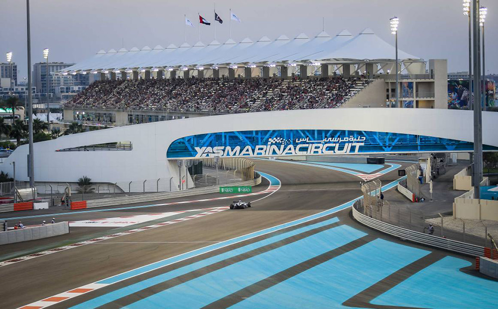 https://mdw-travel-data-us-east-1.s3.amazonaws.com/img/country/United-Arab-Emirates/Yas-Marina-Circuit/img_02.jpg