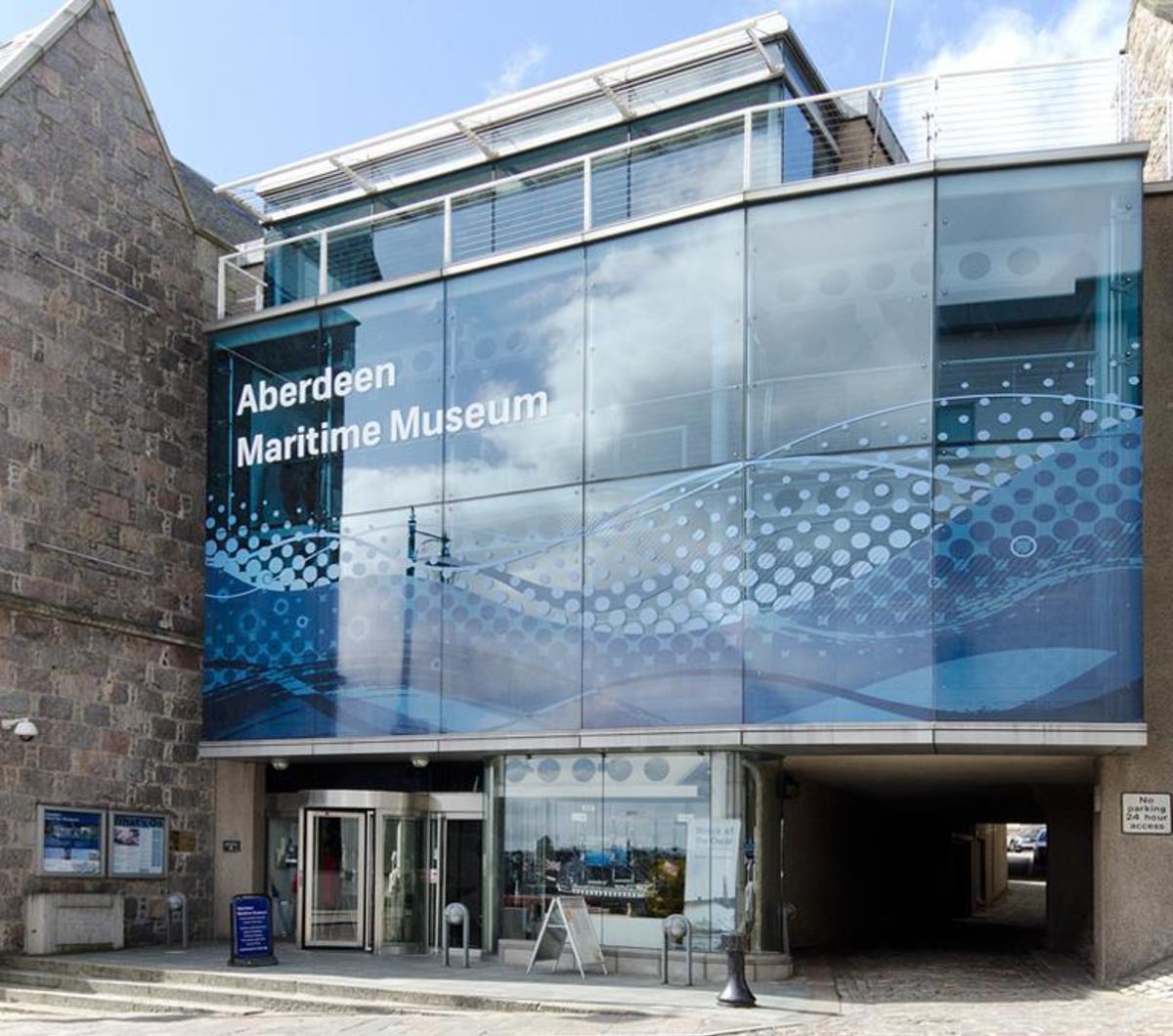 https://mdw-travel-data-us-east-1.s3.amazonaws.com/img/country/United-Kingdom/Aberdeen-Maritime-Museum/img_02.jpg