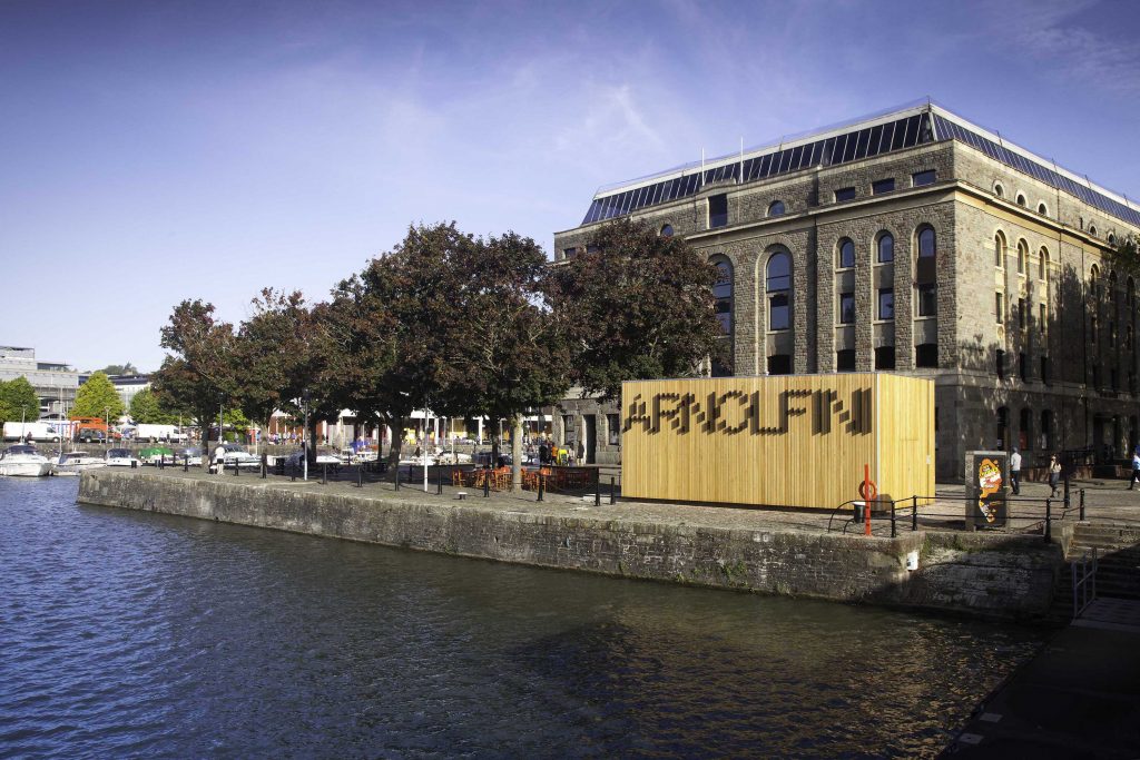 https://mdw-travel-data-us-east-1.s3.amazonaws.com/img/country/United-Kingdom/Arnolfini/img_01.jpg