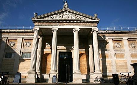 https://mdw-travel-data-us-east-1.s3.amazonaws.com/img/country/United-Kingdom/Ashmolean-Museum/img_03.jpg
