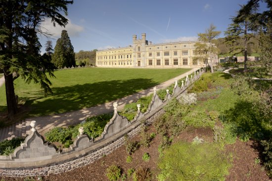 https://mdw-travel-data-us-east-1.s3.amazonaws.com/img/country/United-Kingdom/Ashton-Court-Estate/img_03.jpg