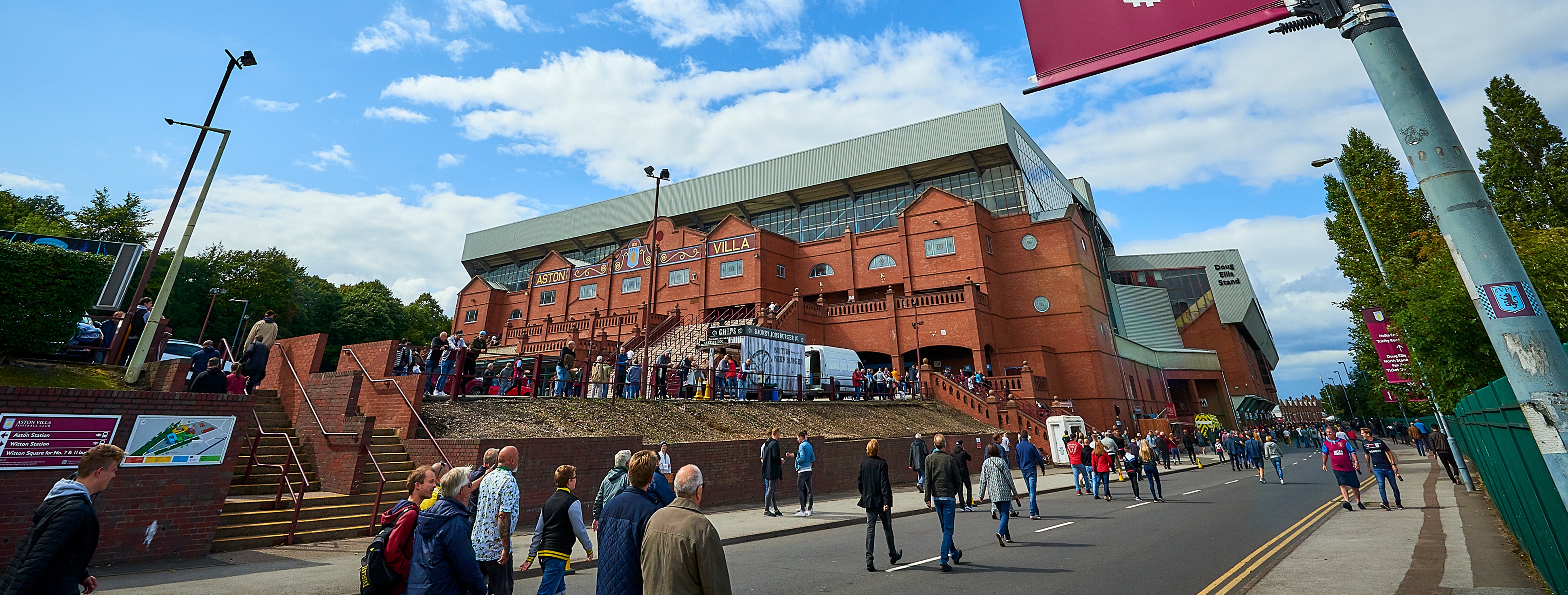 https://mdw-travel-data-us-east-1.s3.amazonaws.com/img/country/United-Kingdom/Aston-Villa-Football-Club/img_01.jpg