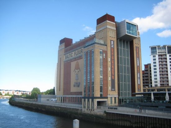 https://mdw-travel-data-us-east-1.s3.amazonaws.com/img/country/United-Kingdom/BALTIC-Centre-for-Contemporary-Art/img_00.jpg
