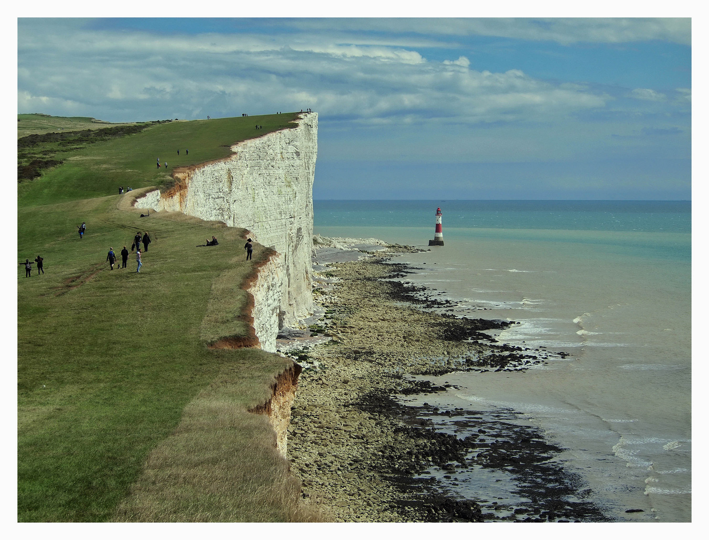 https://mdw-travel-data-us-east-1.s3.amazonaws.com/img/country/United-Kingdom/Beachy-Head/img_03.jpg