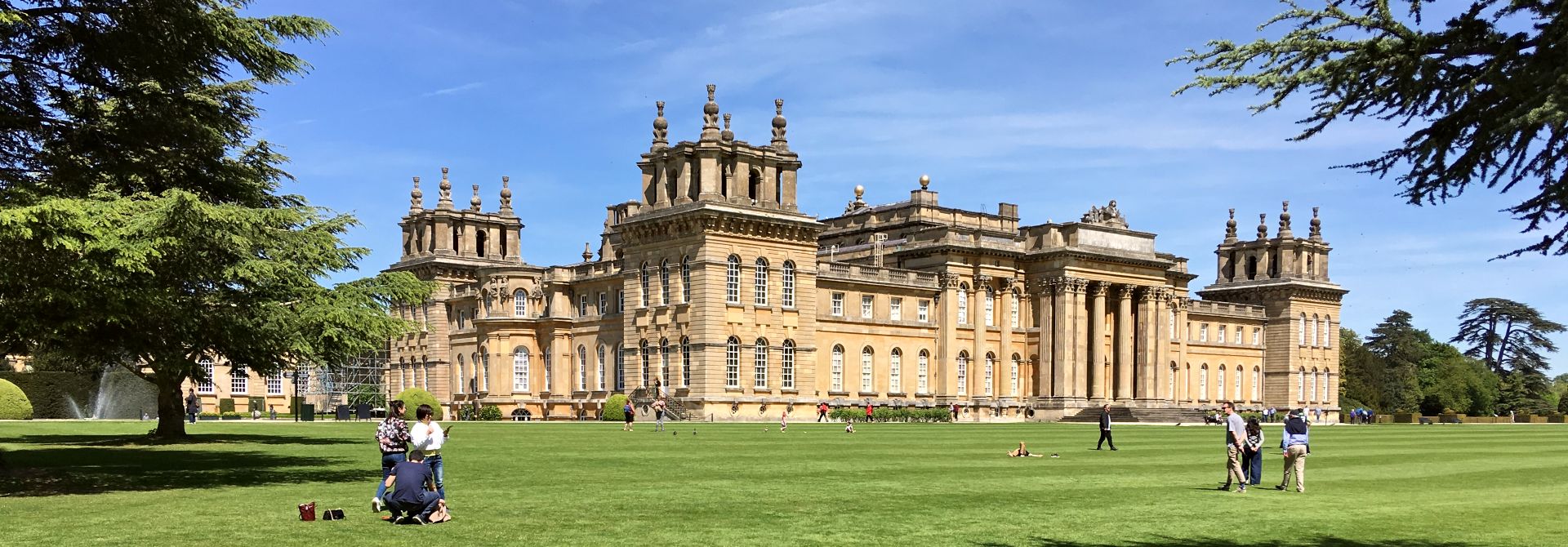 https://mdw-travel-data-us-east-1.s3.amazonaws.com/img/country/United-Kingdom/Blenheim-Palace/img_02.jpg