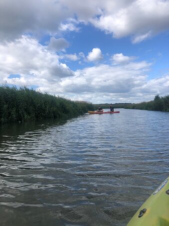 https://mdw-travel-data-us-east-1.s3.amazonaws.com/img/country/United-Kingdom/Bodiam-Boating-Station/img_02.jpg