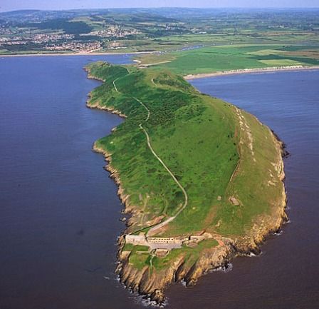 https://mdw-travel-data-us-east-1.s3.amazonaws.com/img/country/United-Kingdom/Brean-Down/img_00.jpg