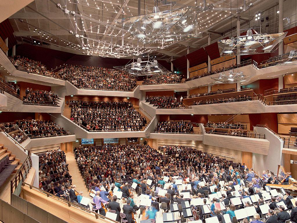 https://mdw-travel-data-us-east-1.s3.amazonaws.com/img/country/United-Kingdom/Bridgewater-Hall/img_02.jpg