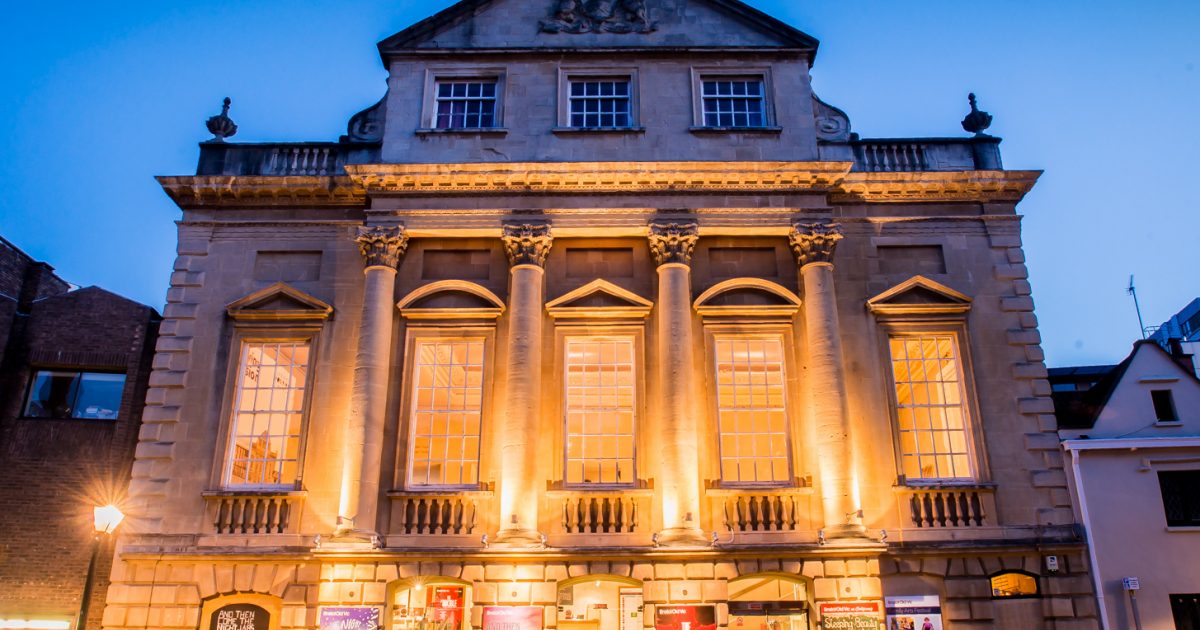 https://mdw-travel-data-us-east-1.s3.amazonaws.com/img/country/United-Kingdom/Bristol-Old-Vic/img_01.jpg