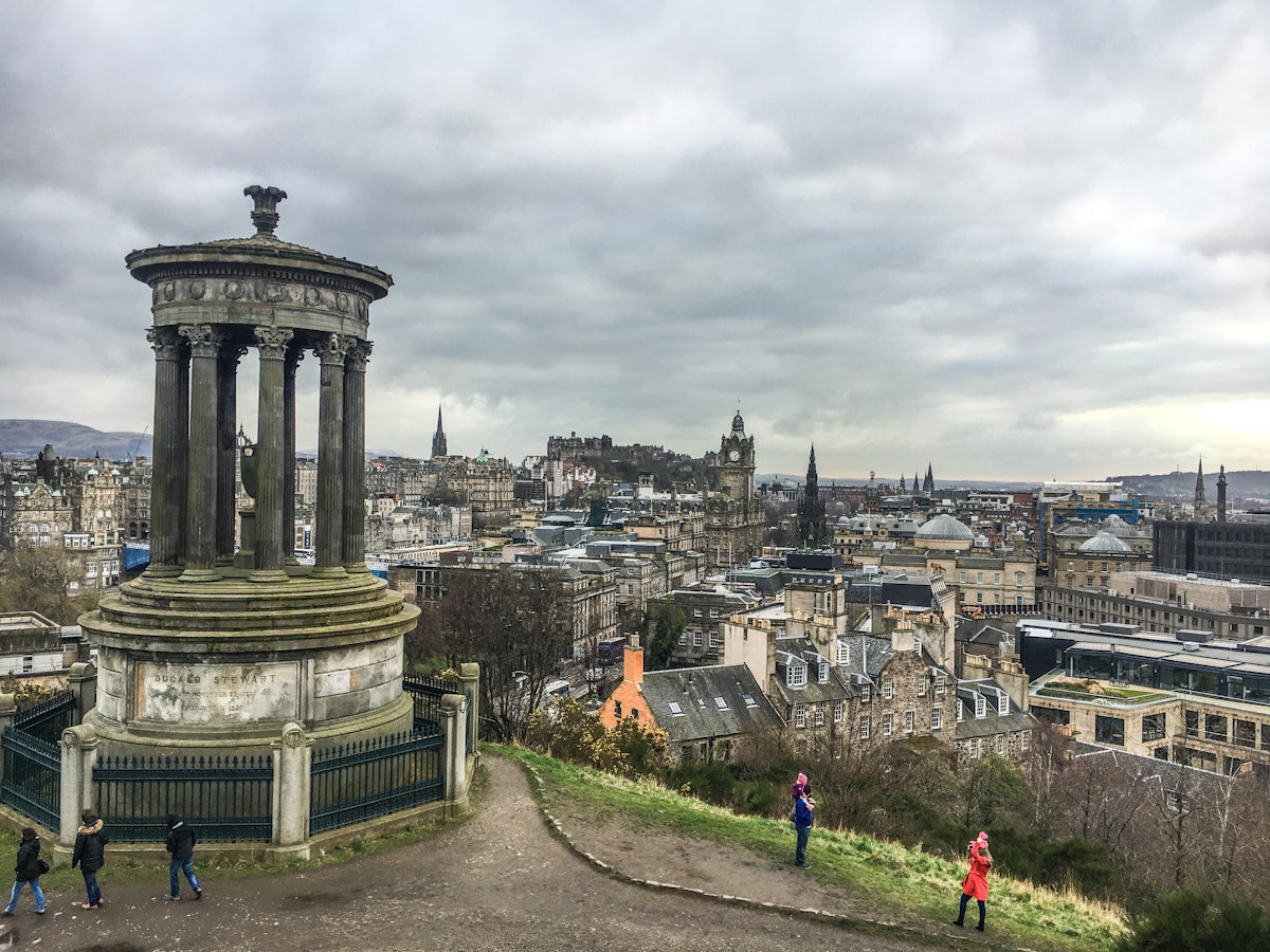 https://mdw-travel-data-us-east-1.s3.amazonaws.com/img/country/United-Kingdom/Calton-Hill/img_02.jpg