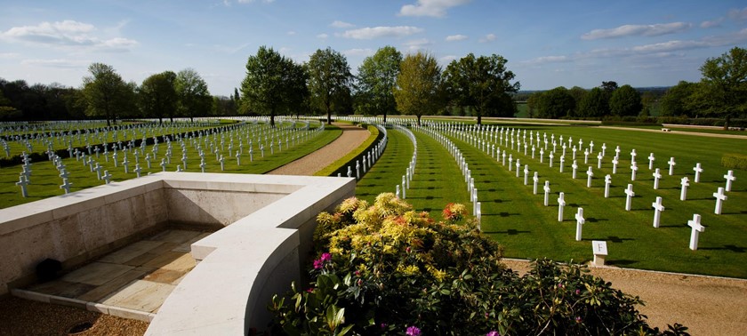 https://mdw-travel-data-us-east-1.s3.amazonaws.com/img/country/United-Kingdom/Cambridge-American-Cemetery-and-Memorial/img_00.jpg
