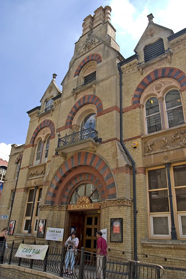 https://mdw-travel-data-us-east-1.s3.amazonaws.com/img/country/United-Kingdom/Cambridge-Corn-Exchange/img_02.jpg