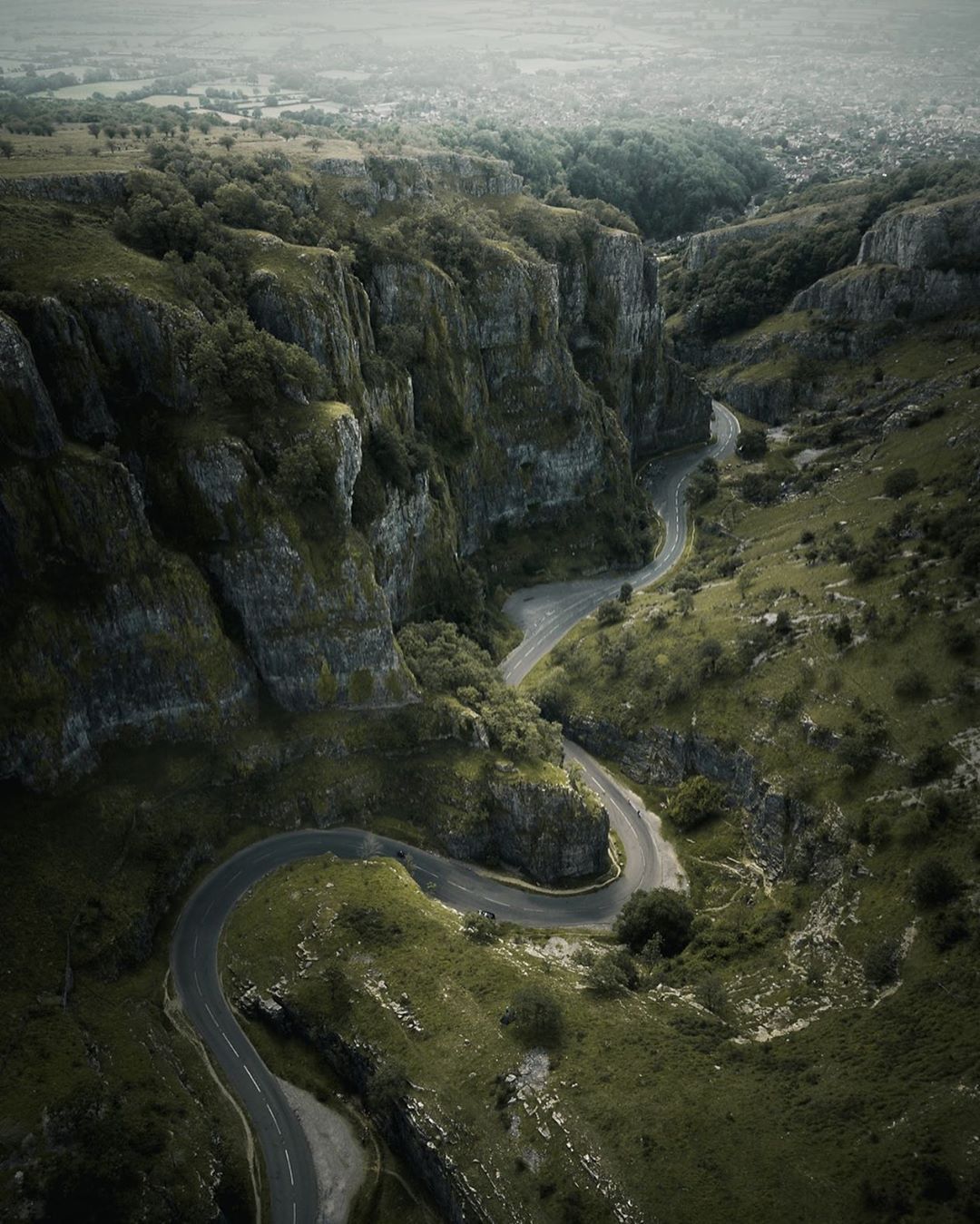 https://mdw-travel-data-us-east-1.s3.amazonaws.com/img/country/United-Kingdom/Cheddar-Gorge/img_03.jpg