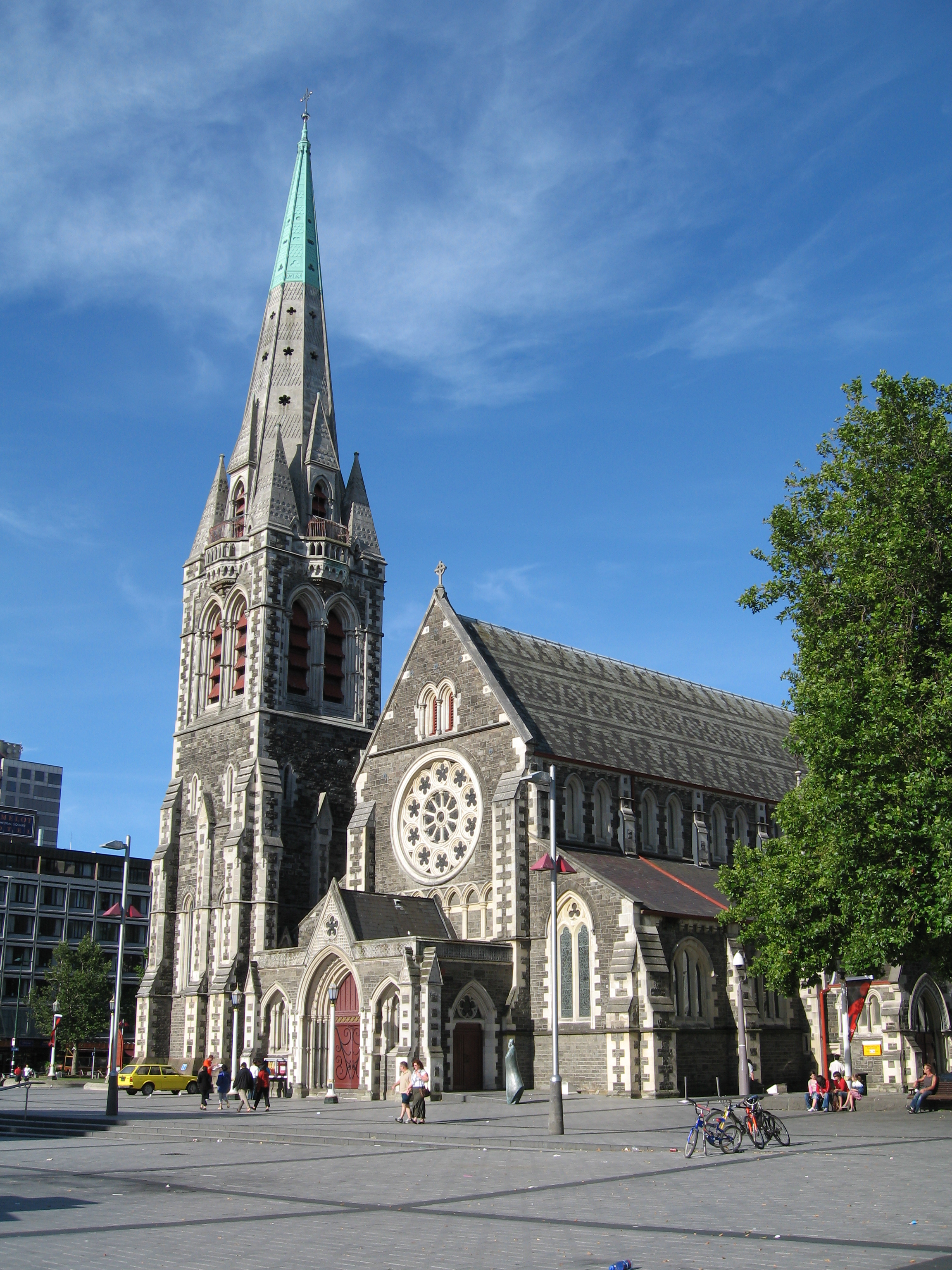 https://mdw-travel-data-us-east-1.s3.amazonaws.com/img/country/United-Kingdom/Christ-Church-Cathedral/img_02.jpg