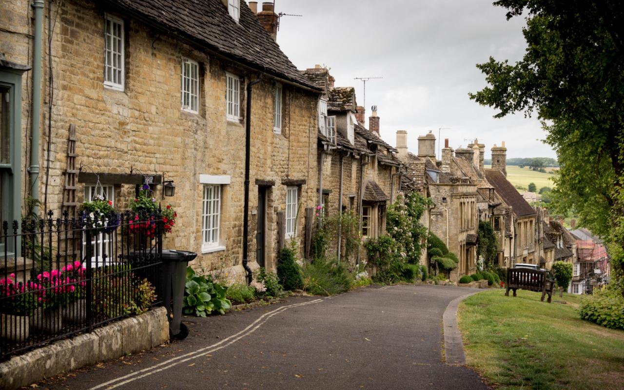 https://mdw-travel-data-us-east-1.s3.amazonaws.com/img/country/United-Kingdom/Cotswolds/img_02.jpg