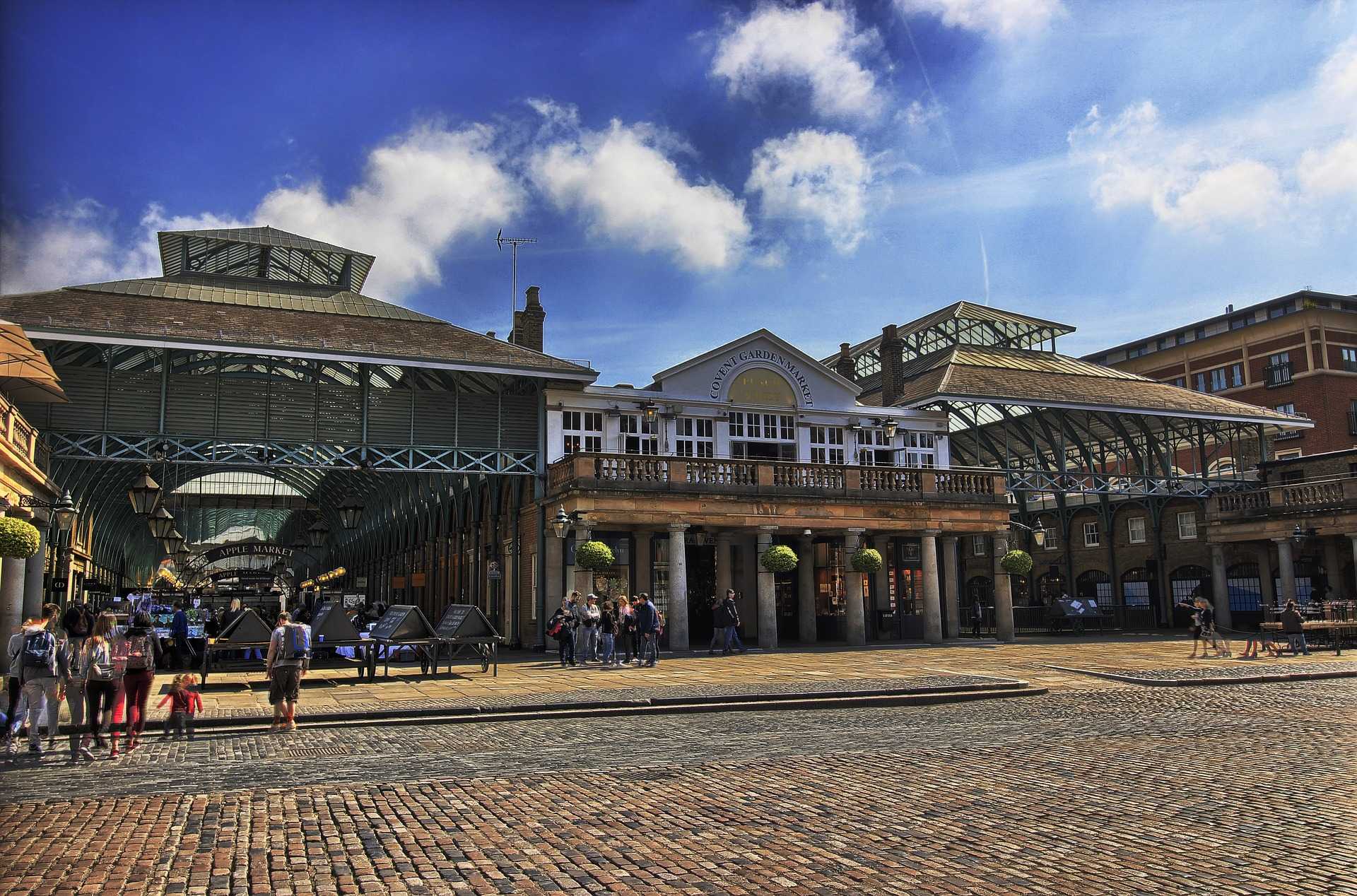 https://mdw-travel-data-us-east-1.s3.amazonaws.com/img/country/United-Kingdom/Covent-Garden/img_03.jpg