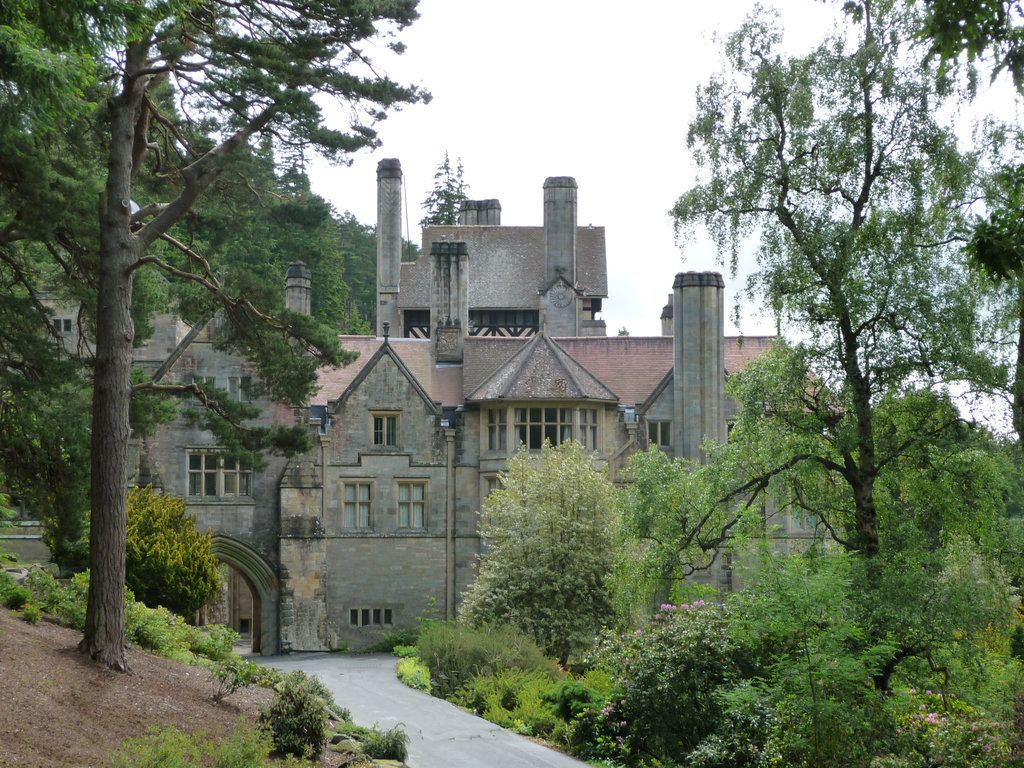 https://mdw-travel-data-us-east-1.s3.amazonaws.com/img/country/United-Kingdom/Cragside-House-Gardens-and-Estate/img_01.jpg
