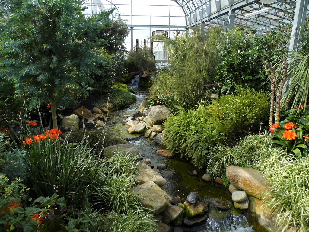 https://mdw-travel-data-us-east-1.s3.amazonaws.com/img/country/United-Kingdom/David-Welch-Winter-Gardens/img_01.jpg