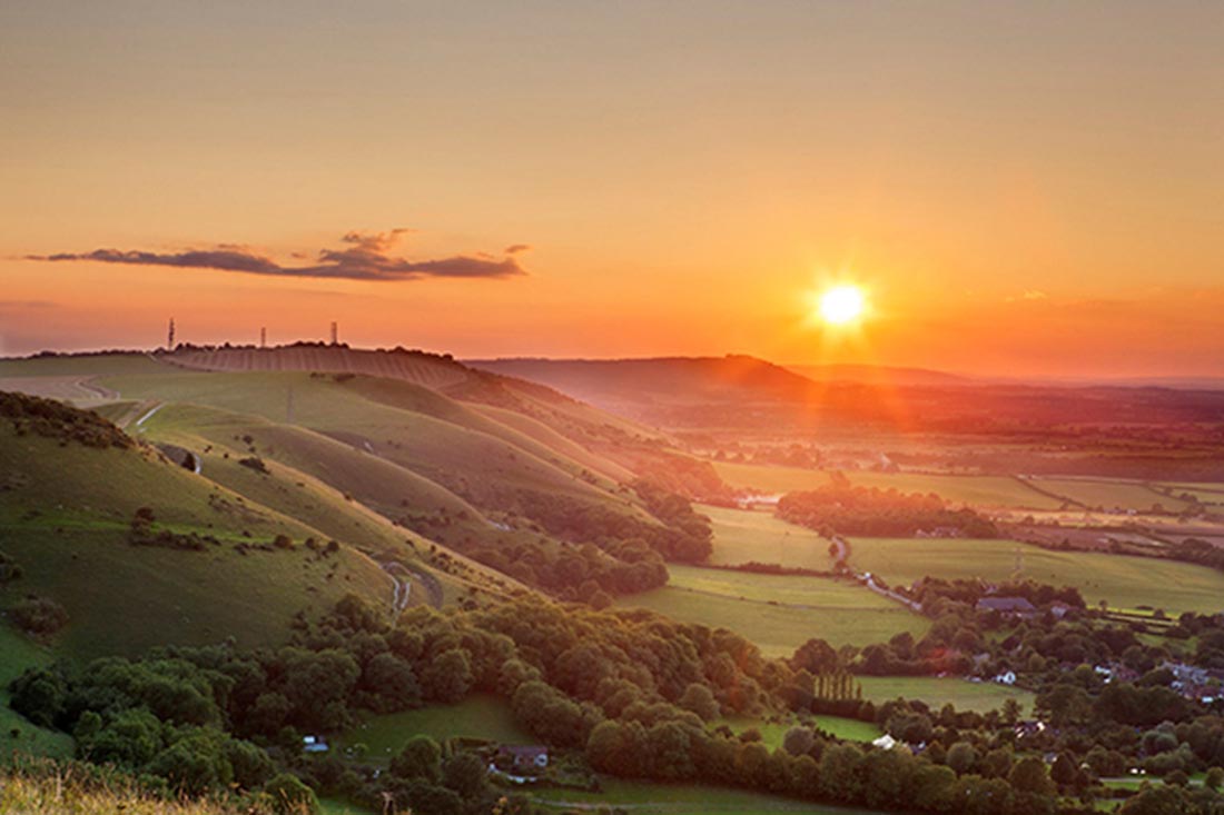 https://mdw-travel-data-us-east-1.s3.amazonaws.com/img/country/United-Kingdom/Devils-Dyke/img_00.jpg