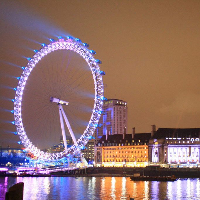 https://mdw-travel-data-us-east-1.s3.amazonaws.com/img/country/United-Kingdom/Doctor-Who-Experience/img_02.jpg
