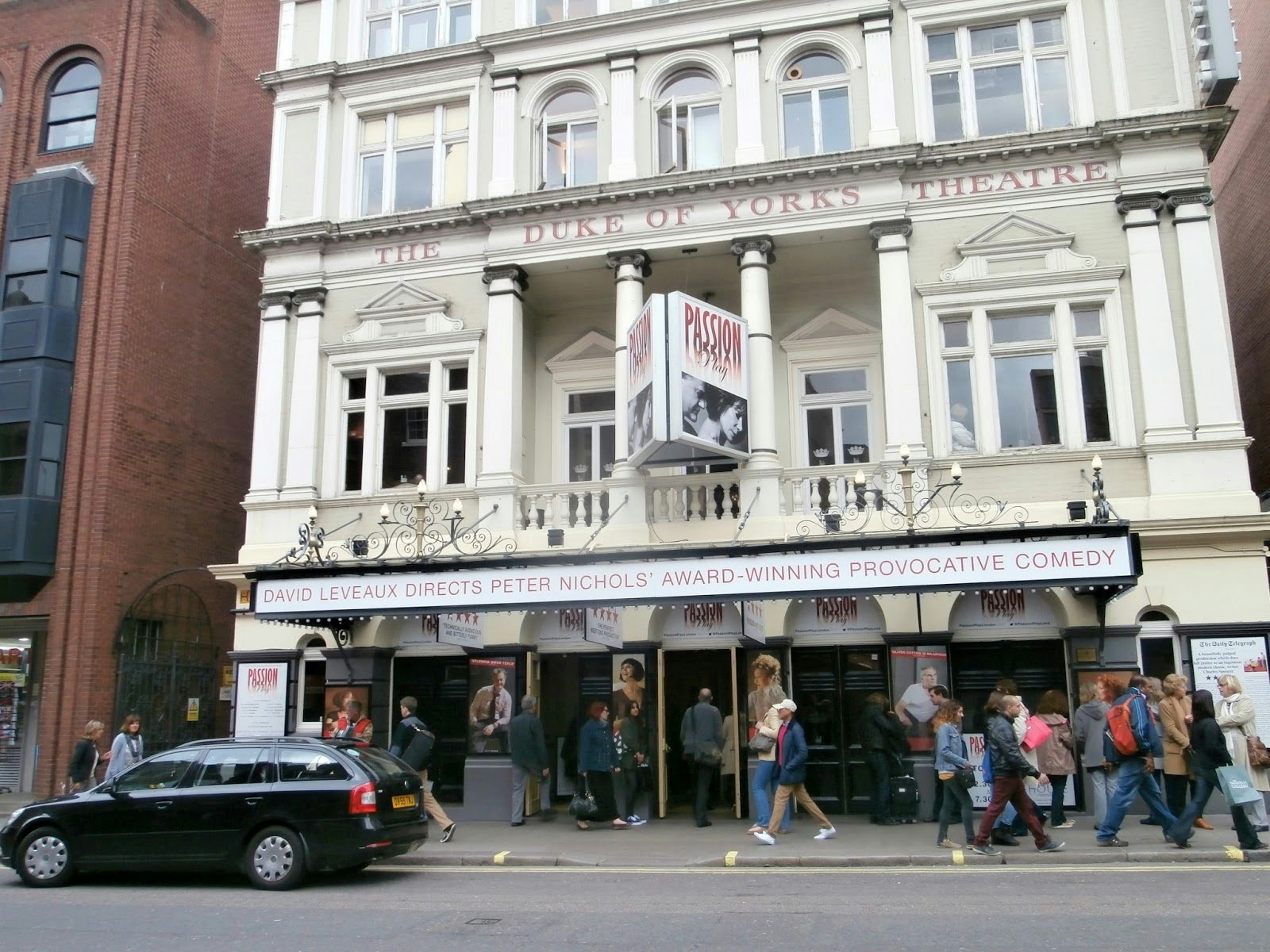 https://mdw-travel-data-us-east-1.s3.amazonaws.com/img/country/United-Kingdom/Duke-of-Yorks-Picturehouse/img_00.jpg