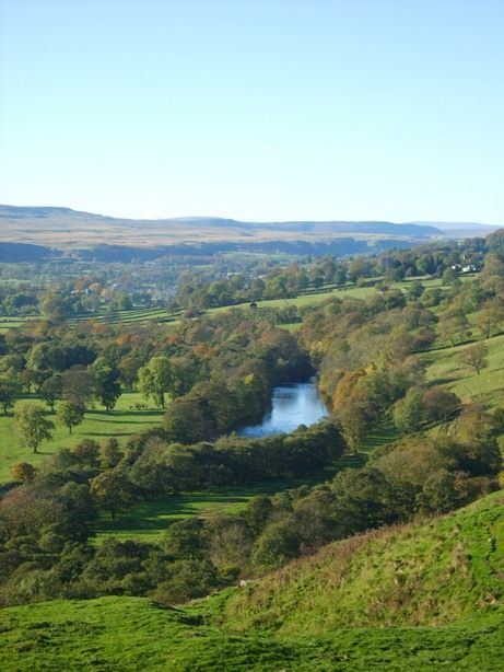 https://mdw-travel-data-us-east-1.s3.amazonaws.com/img/country/United-Kingdom/Durham-Dales/img_02.jpg