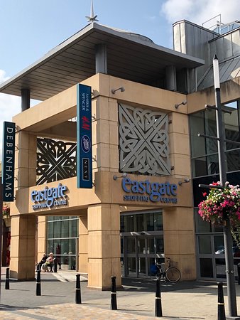 https://mdw-travel-data-us-east-1.s3.amazonaws.com/img/country/United-Kingdom/Eastgate-Shopping-Centre/img_02.jpg