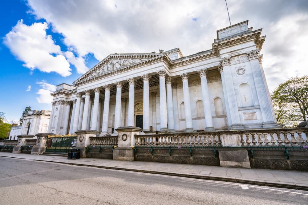 https://mdw-travel-data-us-east-1.s3.amazonaws.com/img/country/United-Kingdom/Fitzwilliam-Museum/img_03.jpg