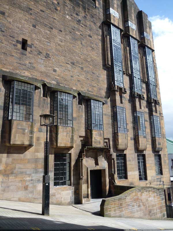 https://mdw-travel-data-us-east-1.s3.amazonaws.com/img/country/United-Kingdom/Glasgow-School-of-Art/img_00.jpg