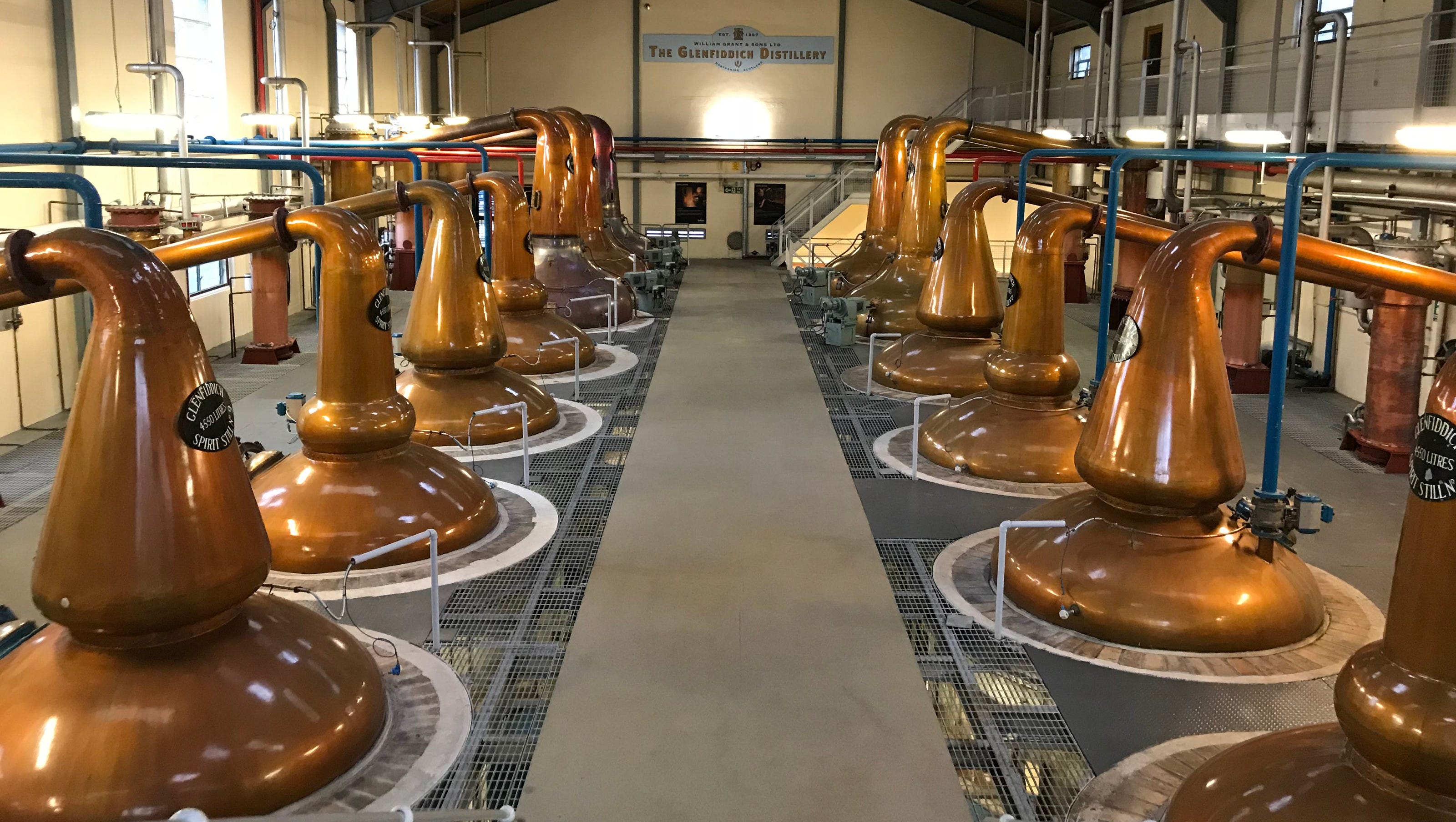 https://mdw-travel-data-us-east-1.s3.amazonaws.com/img/country/United-Kingdom/Glenfiddich-Distillery/img_00.jpg