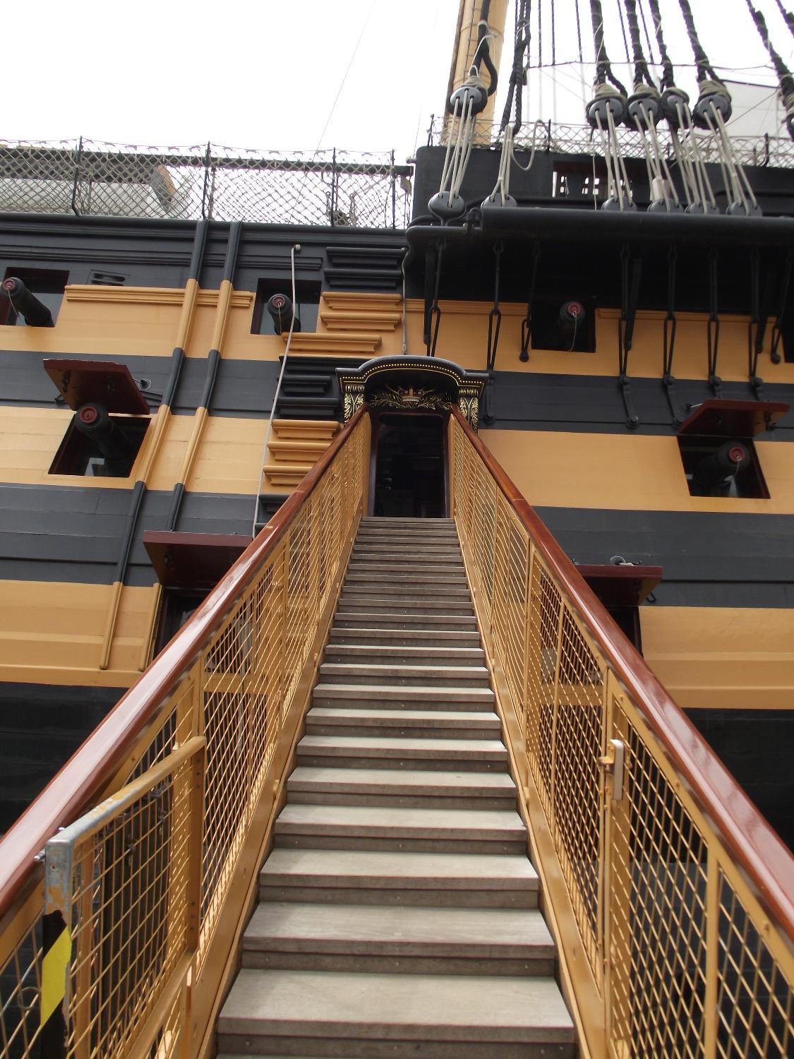 https://mdw-travel-data-us-east-1.s3.amazonaws.com/img/country/United-Kingdom/HMS-Victory/img_02.jpg