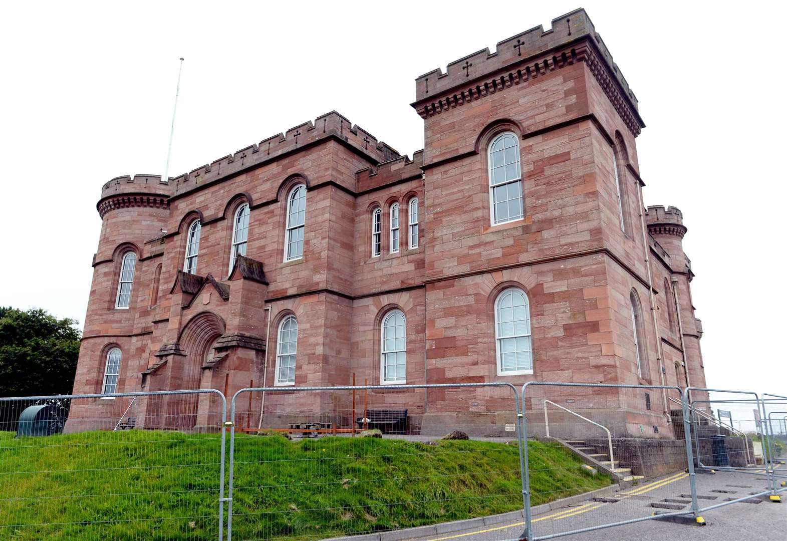 https://mdw-travel-data-us-east-1.s3.amazonaws.com/img/country/United-Kingdom/Inverness-Museum-and-Art-Gallery/img_02.jpg