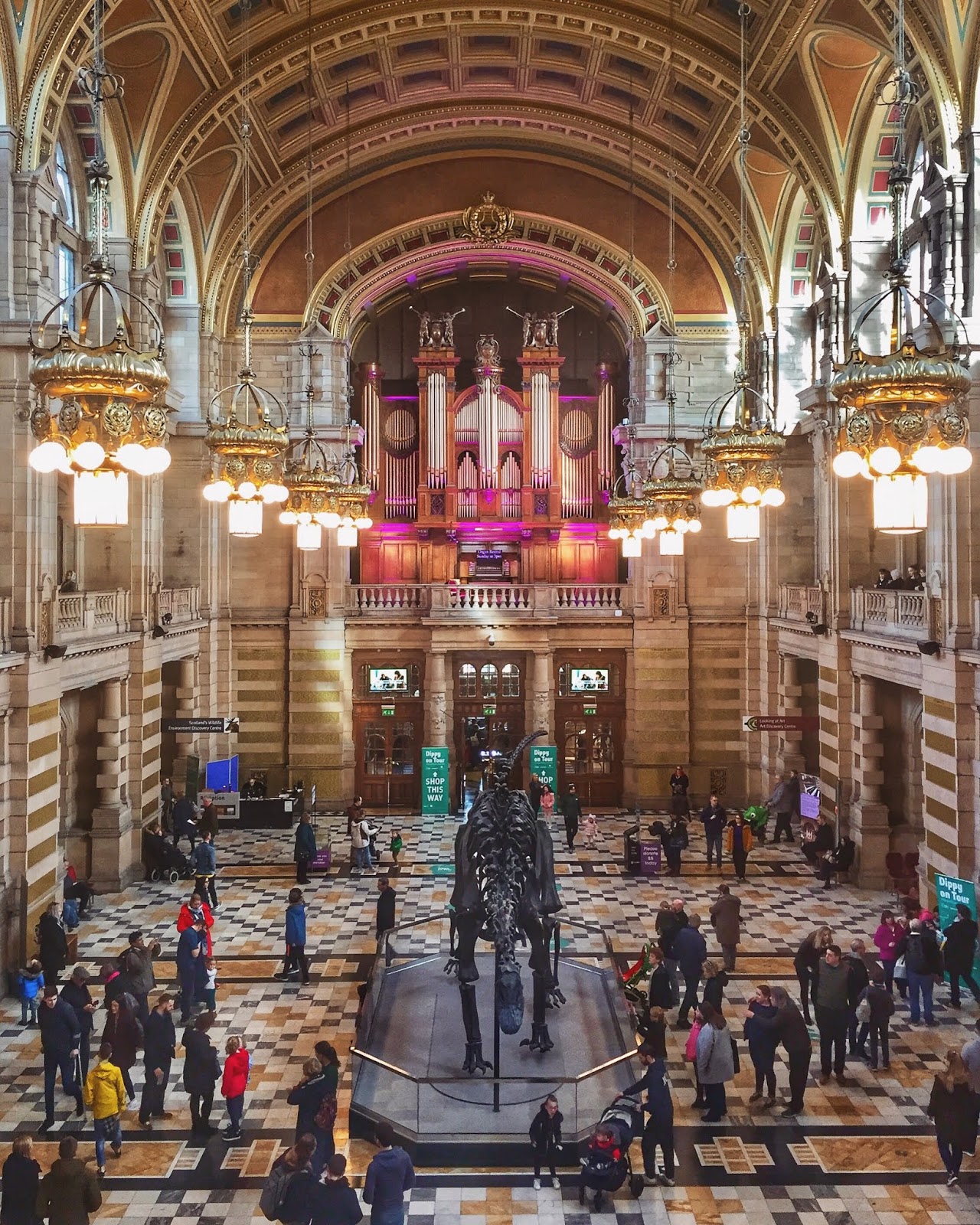 https://mdw-travel-data-us-east-1.s3.amazonaws.com/img/country/United-Kingdom/Kelvingrove-Art-Gallery-and-Museum/img_01.jpg