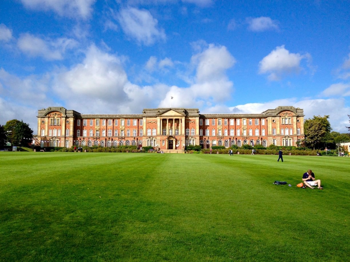 https://mdw-travel-data-us-east-1.s3.amazonaws.com/img/country/United-Kingdom/Leeds-Beckett-University/img_02.jpg